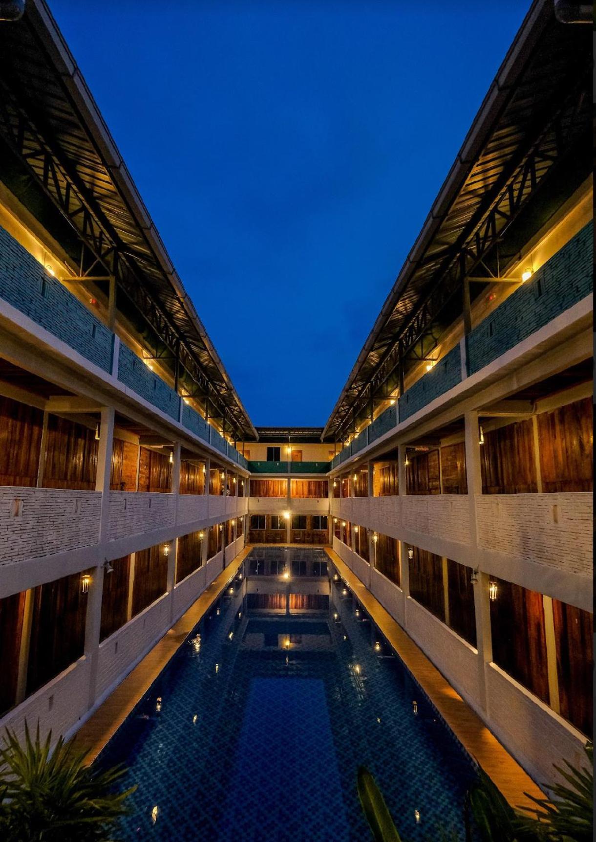 Joe Fisherman Inn Kampung Teluk Nipah Exterior photo