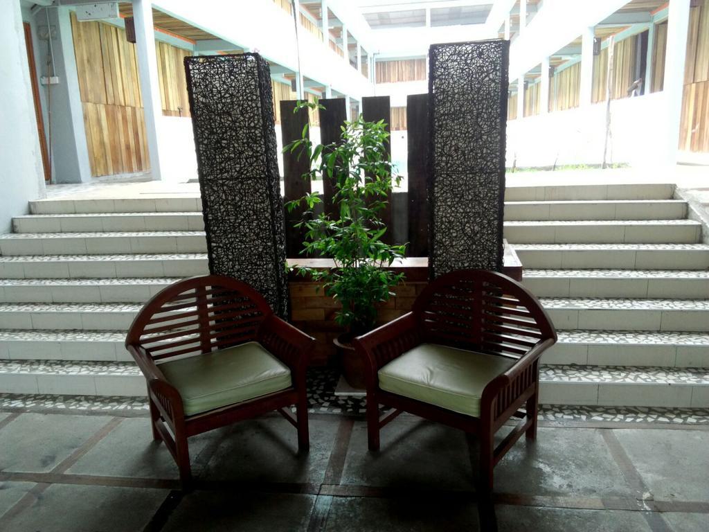 Joe Fisherman Inn Kampung Teluk Nipah Exterior photo