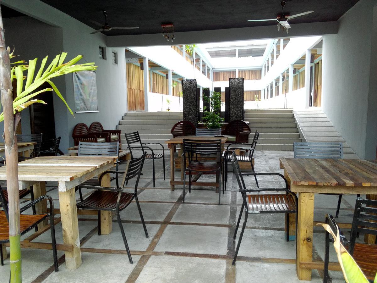 Joe Fisherman Inn Kampung Teluk Nipah Exterior photo
